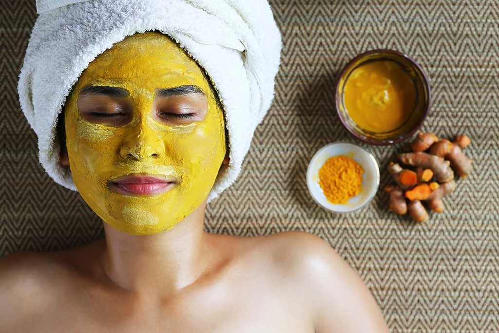 Simple-DIY-Turmeric-Face-Mask-for-Glowing-Skin